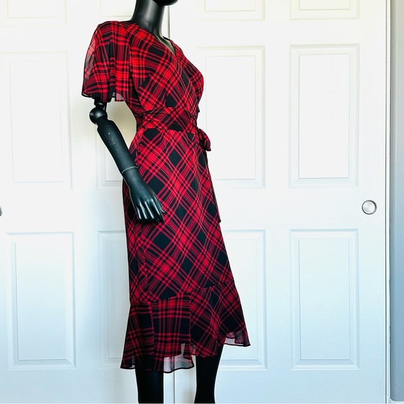 Ralph Lauren red plaid chiffon dress belted flatter short sleeve size 2 - Picture 2 of 14